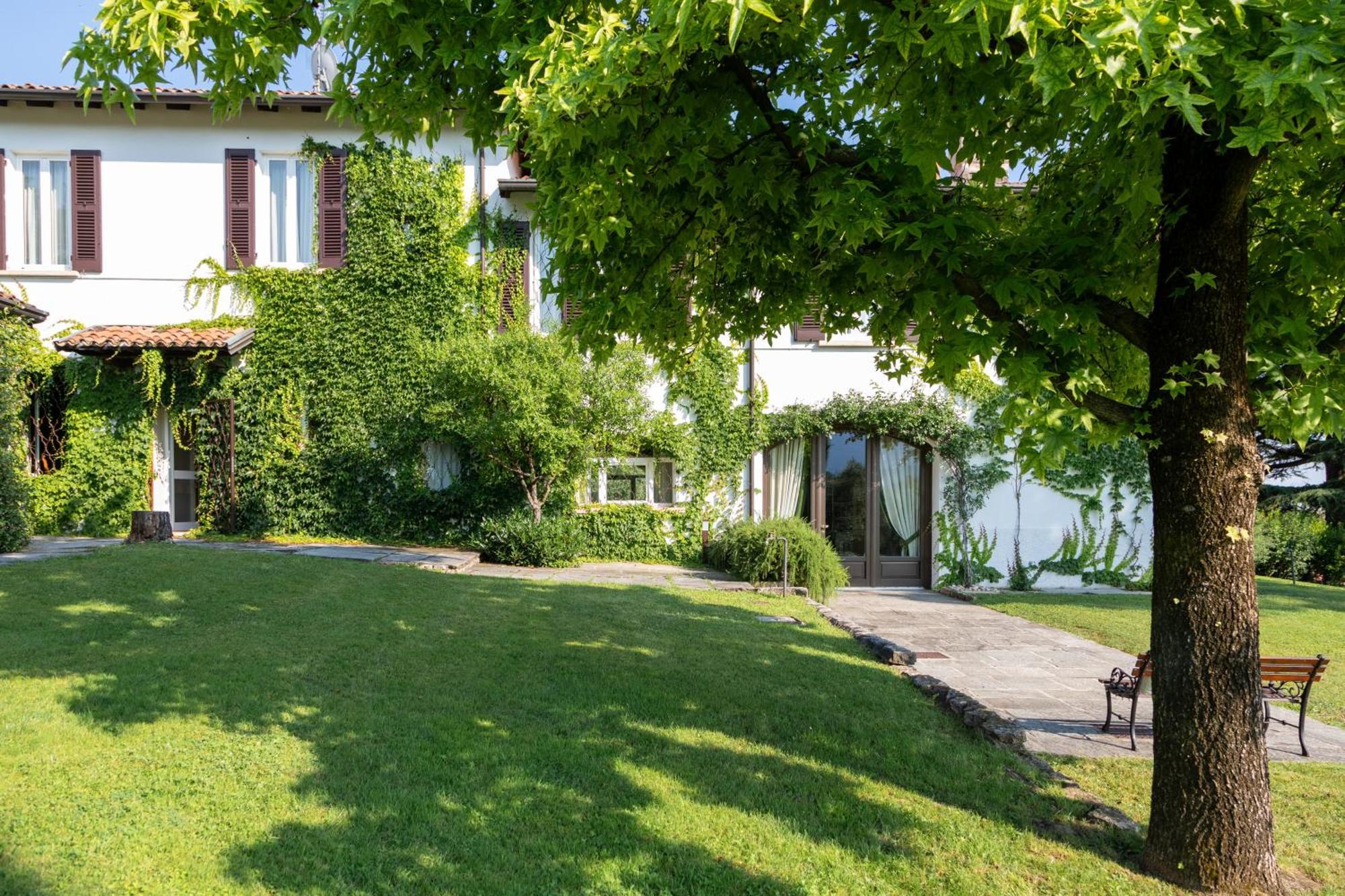 Poderi La Rocchetta Luxury Villa On The Hills Of Lake Garda San Felice del Benaco Exterior foto