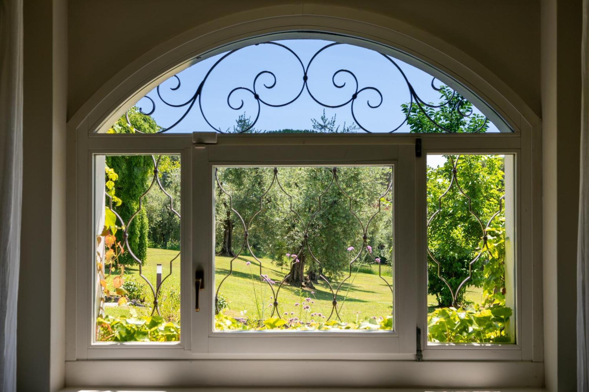 Poderi La Rocchetta Luxury Villa On The Hills Of Lake Garda San Felice del Benaco Exterior foto